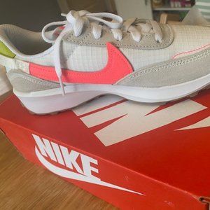 Nike Women's Waffle Debut Sneakers